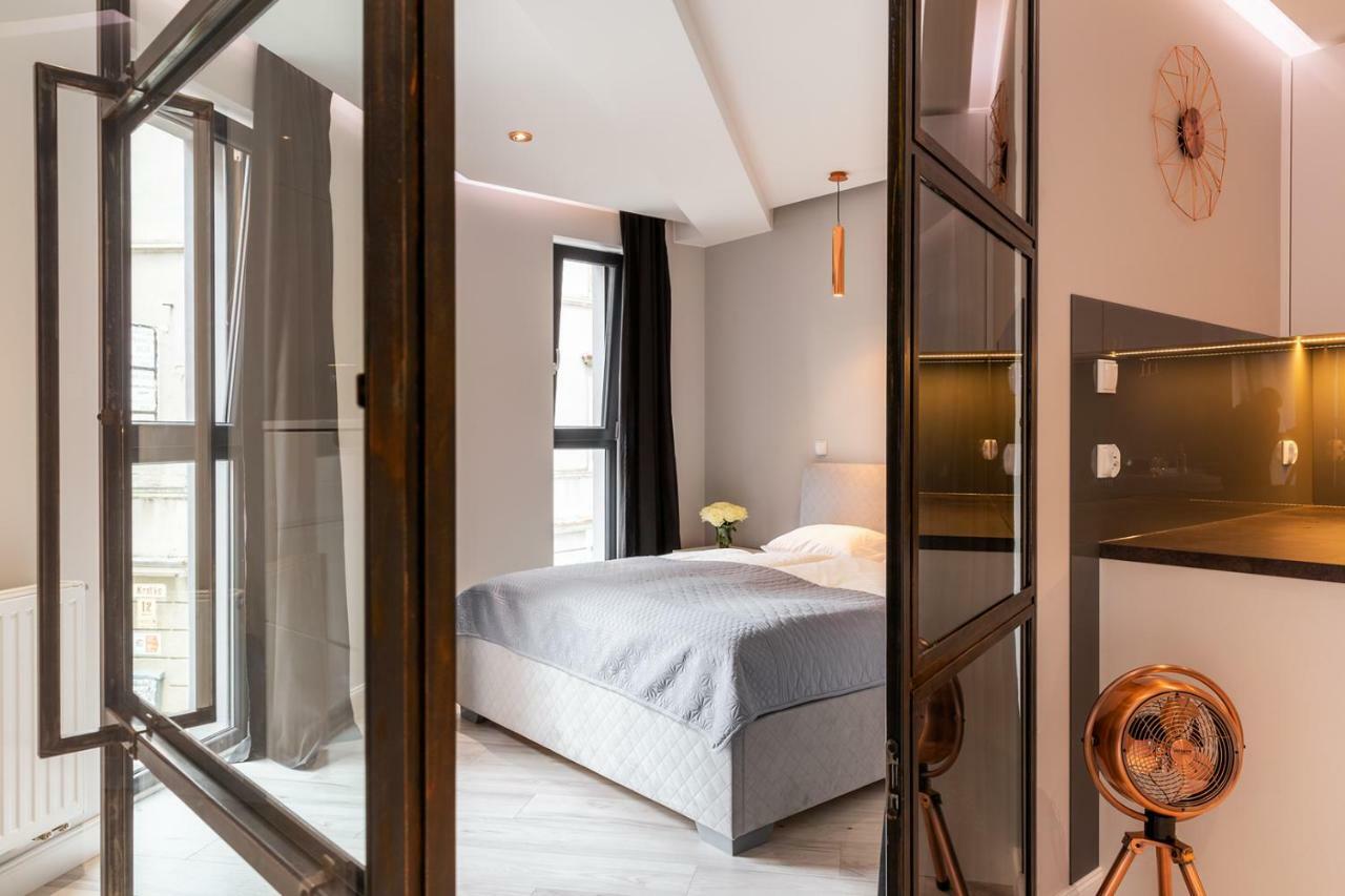 Apartament Miedziany 옐레니아구라 외부 사진